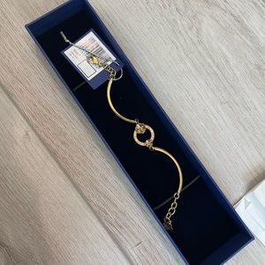 Swarovski gold geometric bangle